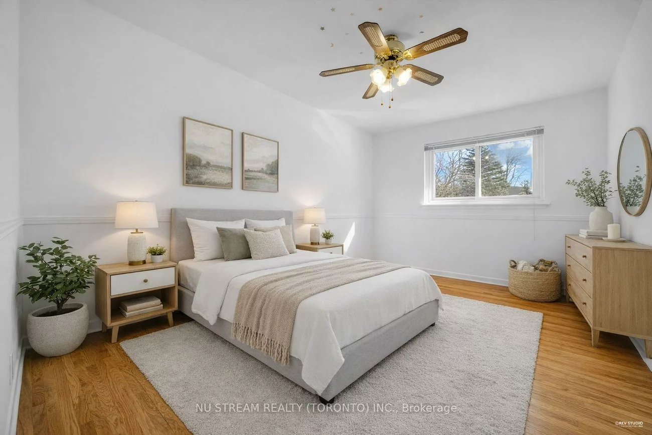 18, Emily Carr, Unionville, Markham