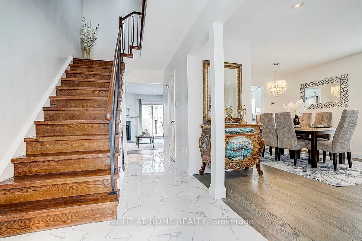 32, Macauley, Aileen-Willowbrook, Markham