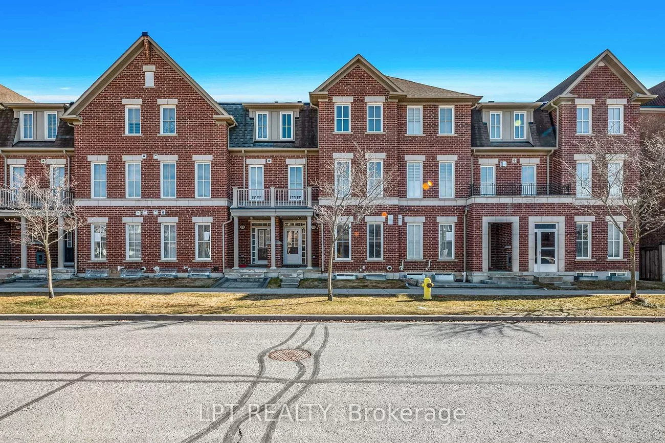 19, Earnshaw, Victoria Square, Markham