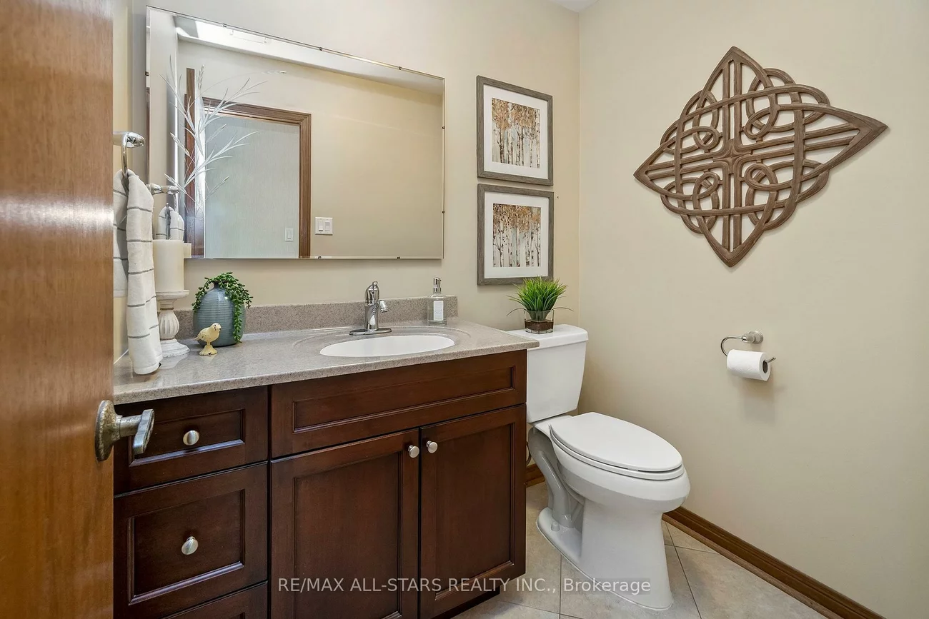 33, Carpenter, Raymerville, Markham