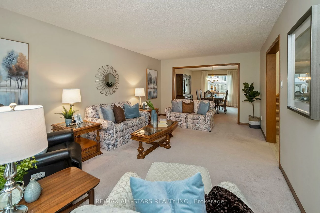 33, Carpenter, Raymerville, Markham