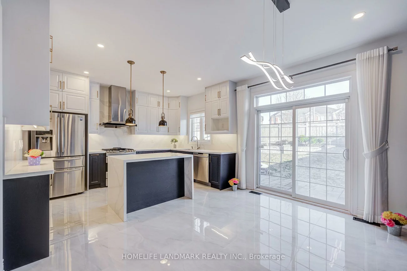 24, Haskett, Box Grove, Markham