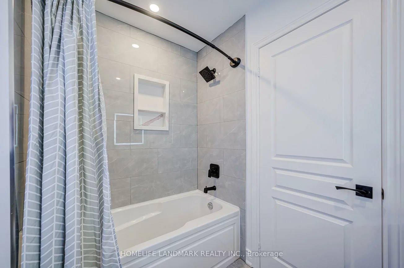 24, Haskett, Box Grove, Markham