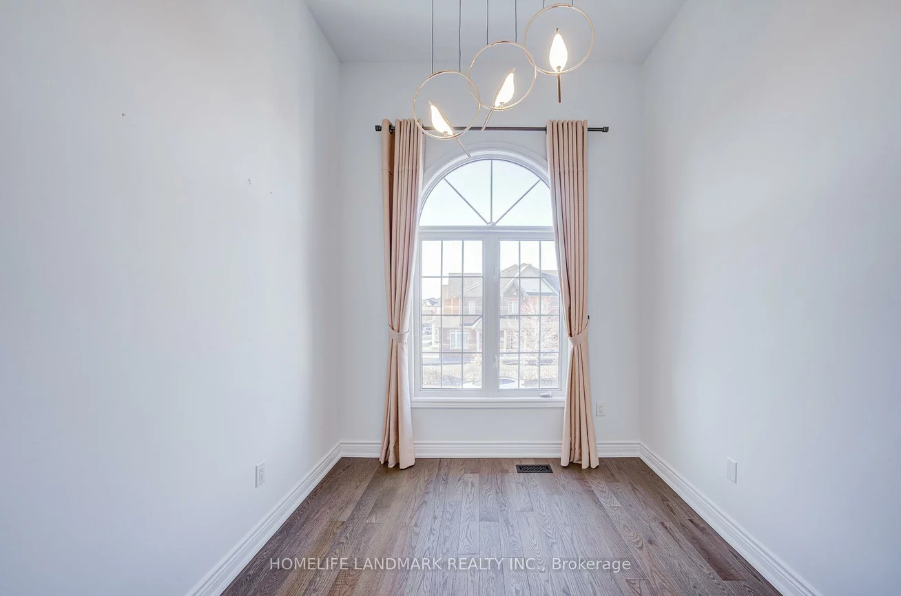 24, Haskett, Box Grove, Markham