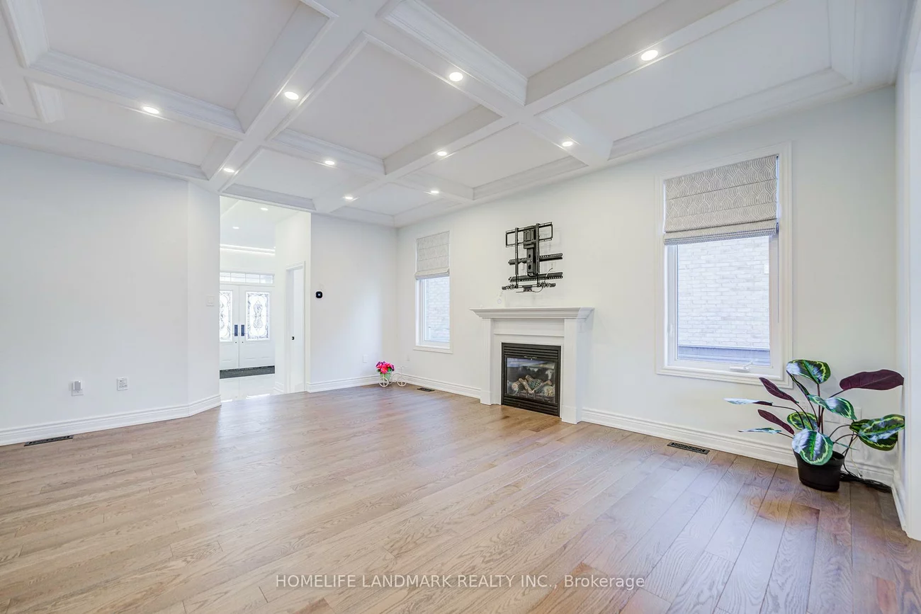 24, Haskett, Box Grove, Markham