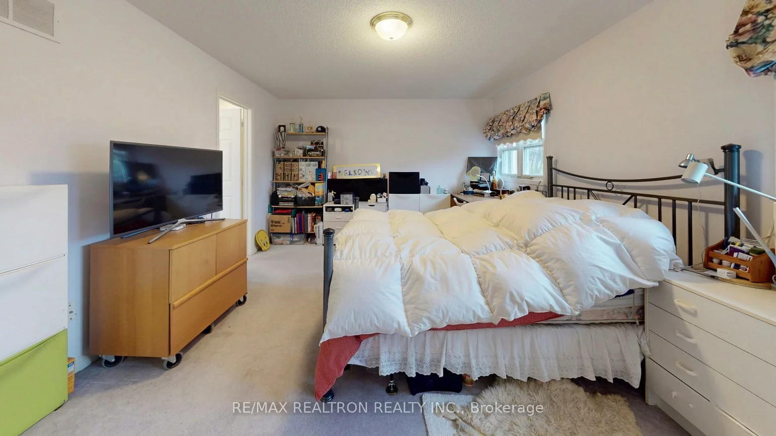 47, Central Park, Markville, Markham