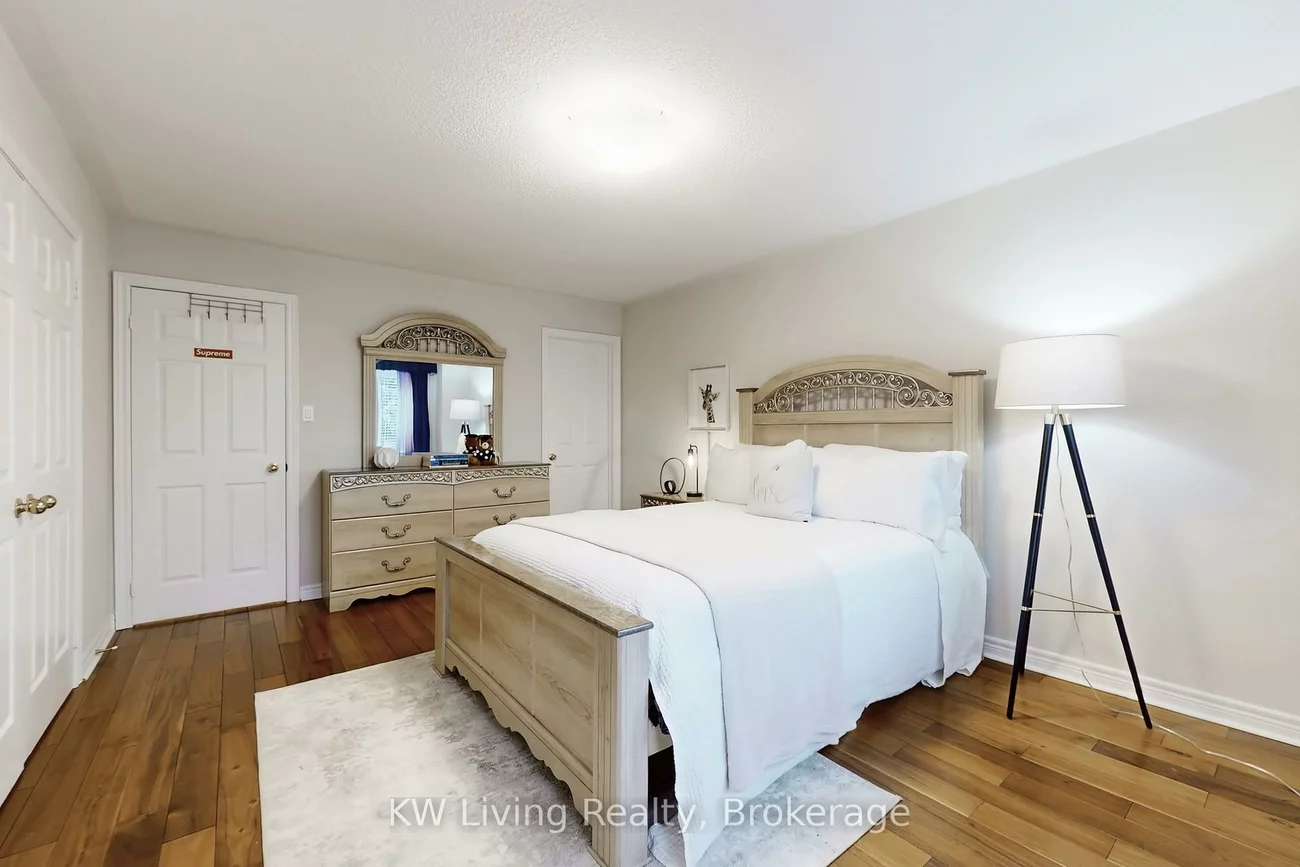 94, Silver Rose, Cachet, Markham