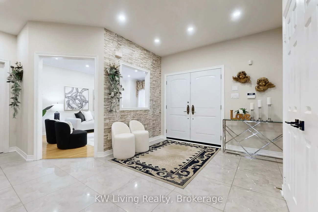 94, Silver Rose, Cachet, Markham