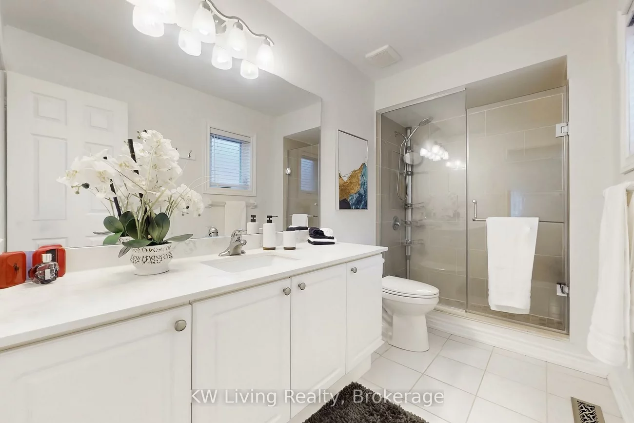 94, Silver Rose, Cachet, Markham