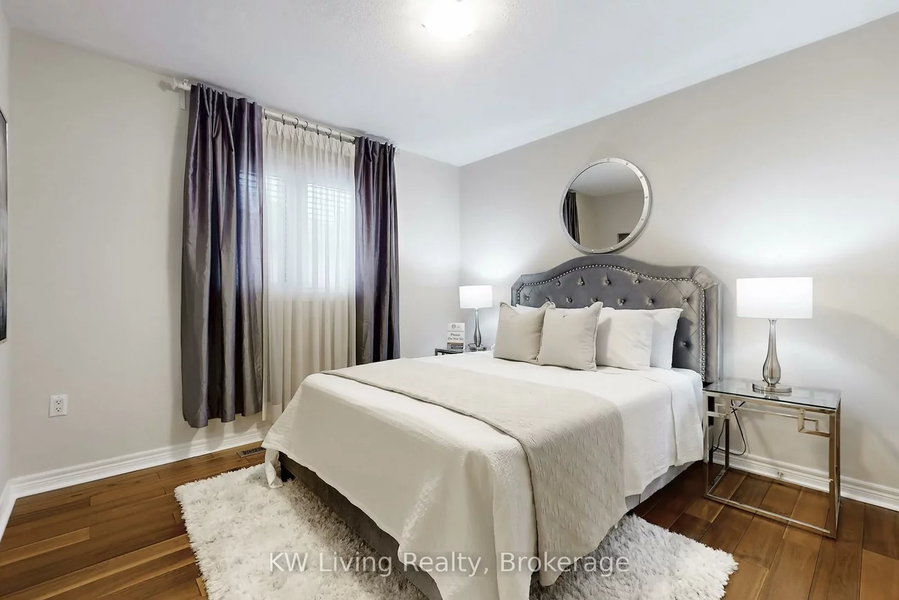 94, Silver Rose, Cachet, Markham