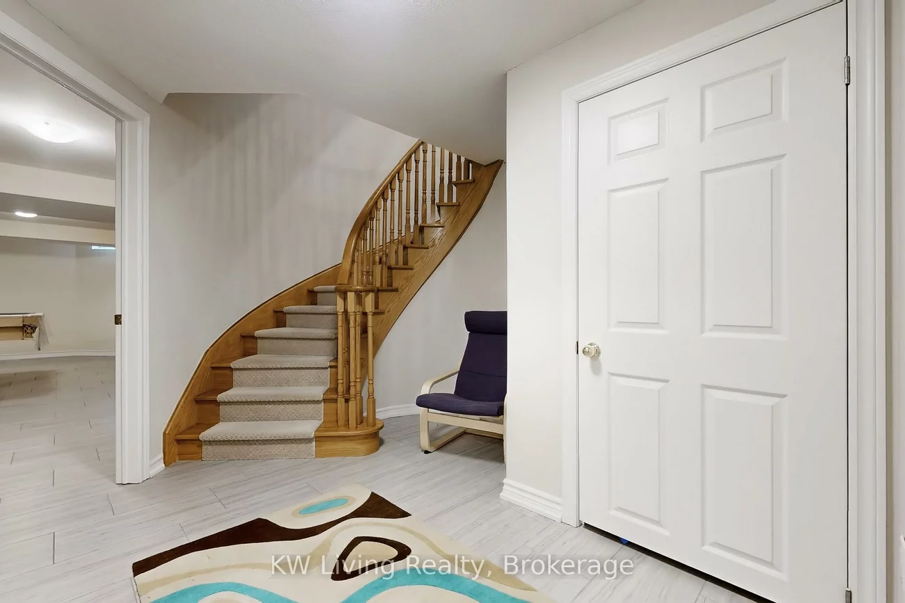 94, Silver Rose, Cachet, Markham