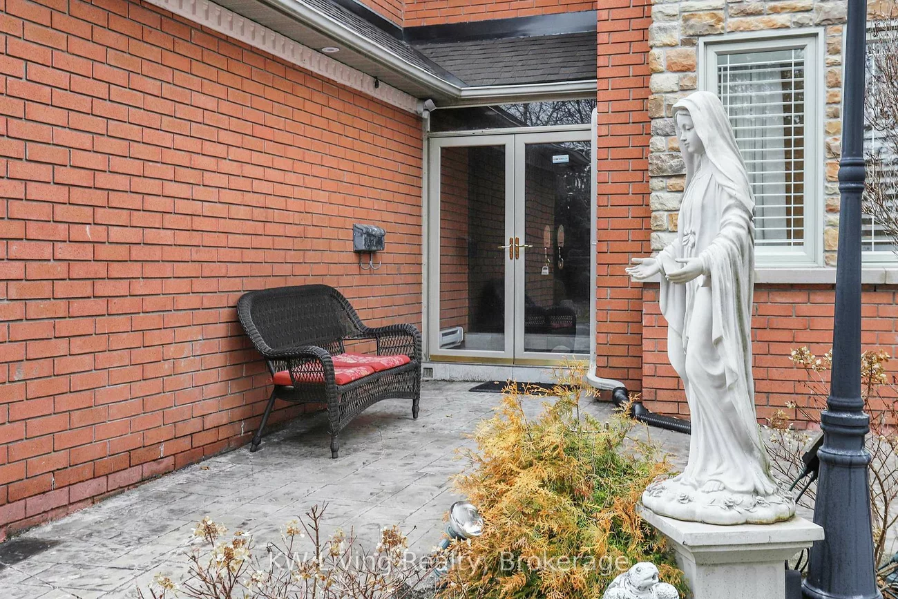 94, Silver Rose, Cachet, Markham