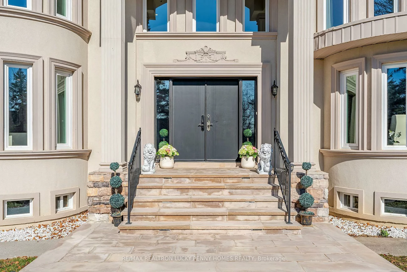 35, Cachet, Devil's Elbow, Markham