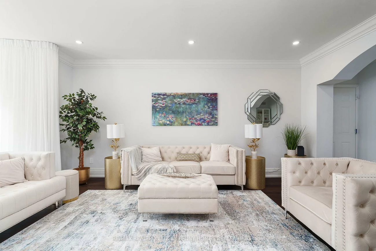 35, Cachet, Devil's Elbow, Markham