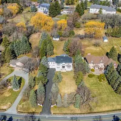 35, Cachet, Devil's Elbow, Markham