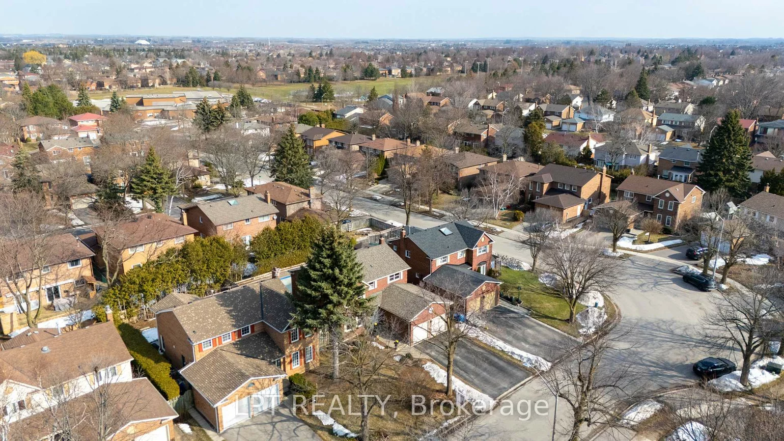 54, Meyer, Markham Village, Markham