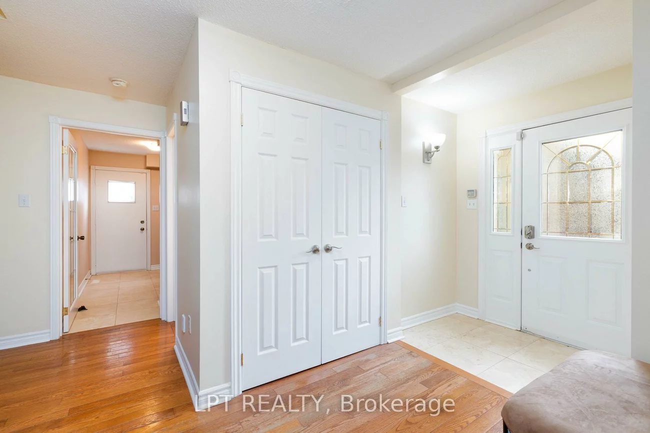 54, Meyer, Markham Village, Markham