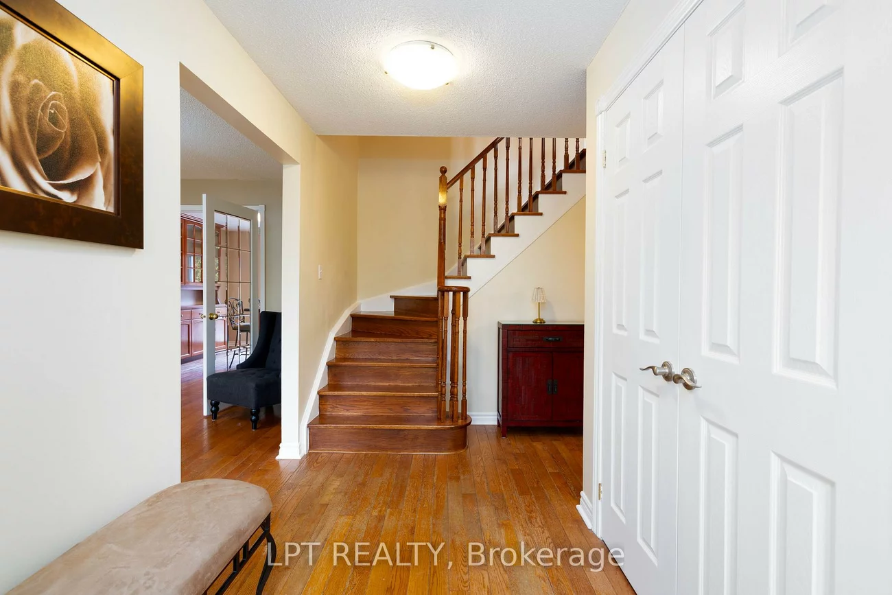 54, Meyer, Markham Village, Markham