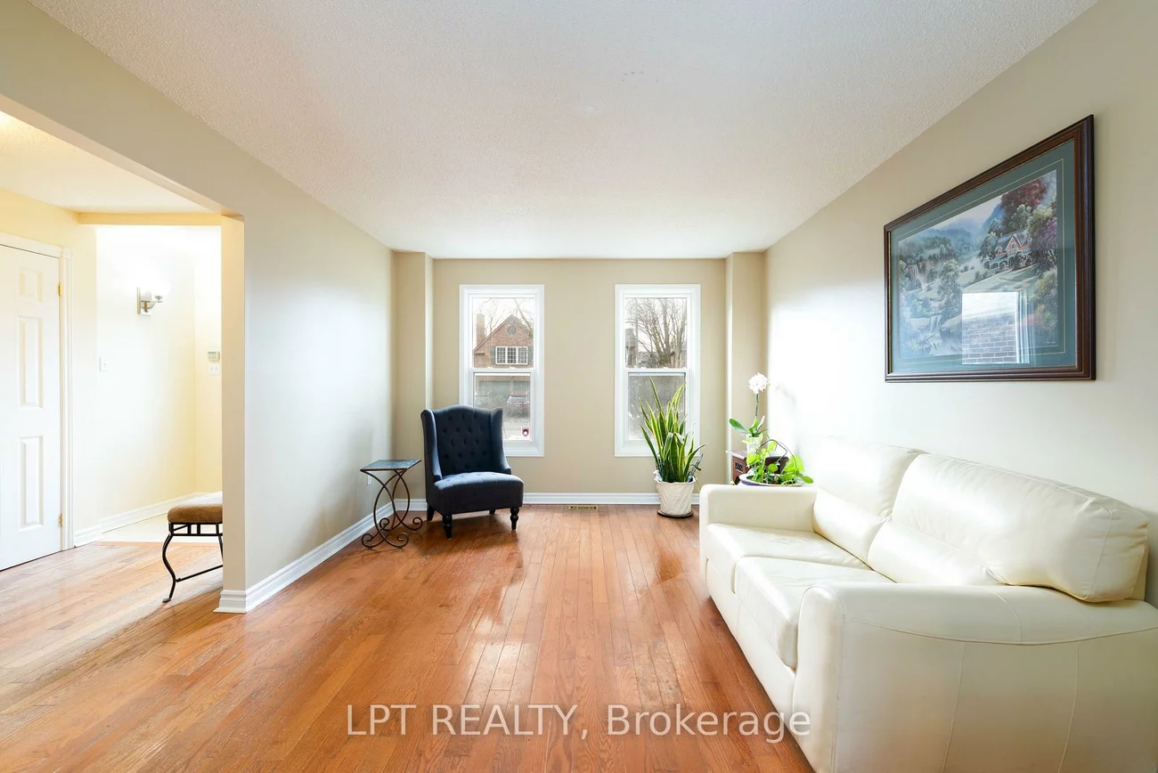 54, Meyer, Markham Village, Markham