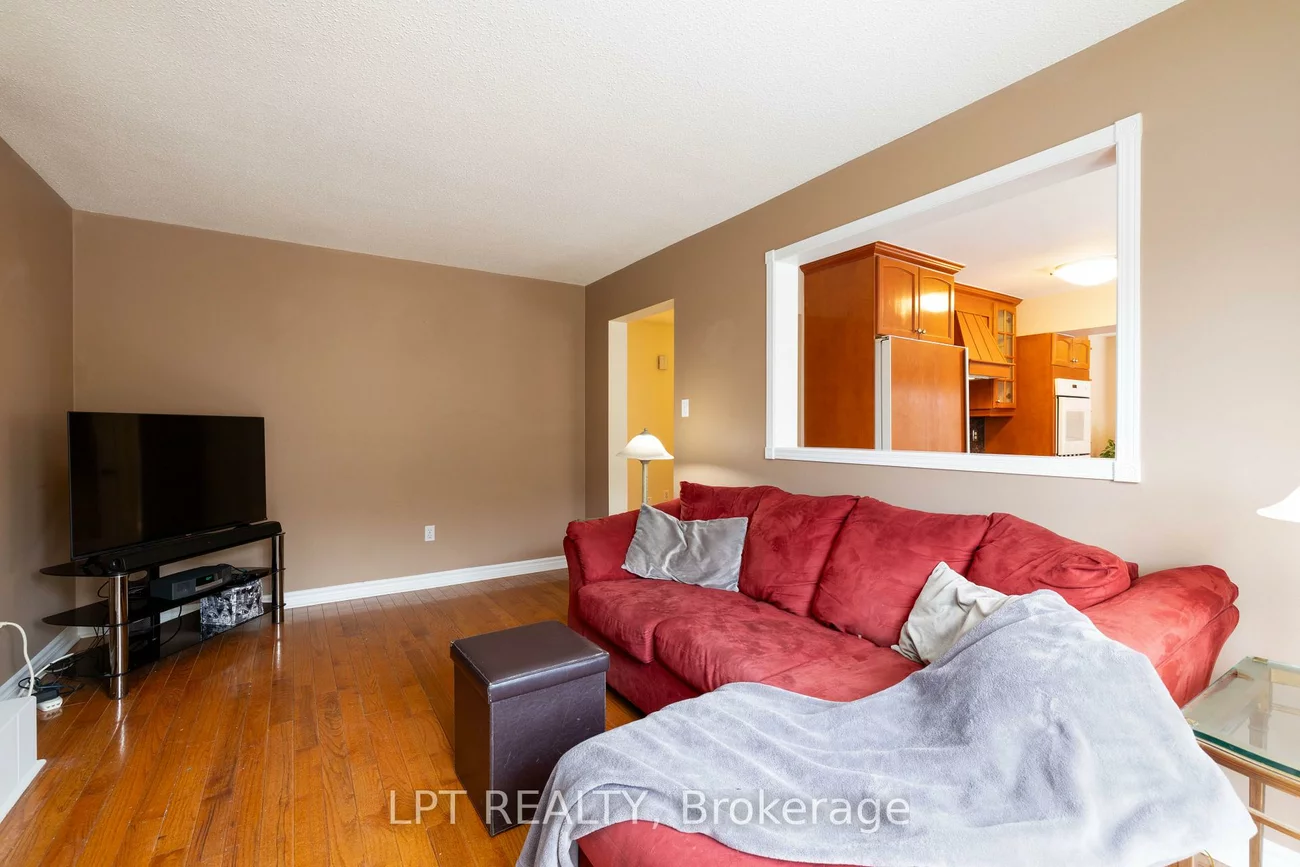 54, Meyer, Markham Village, Markham