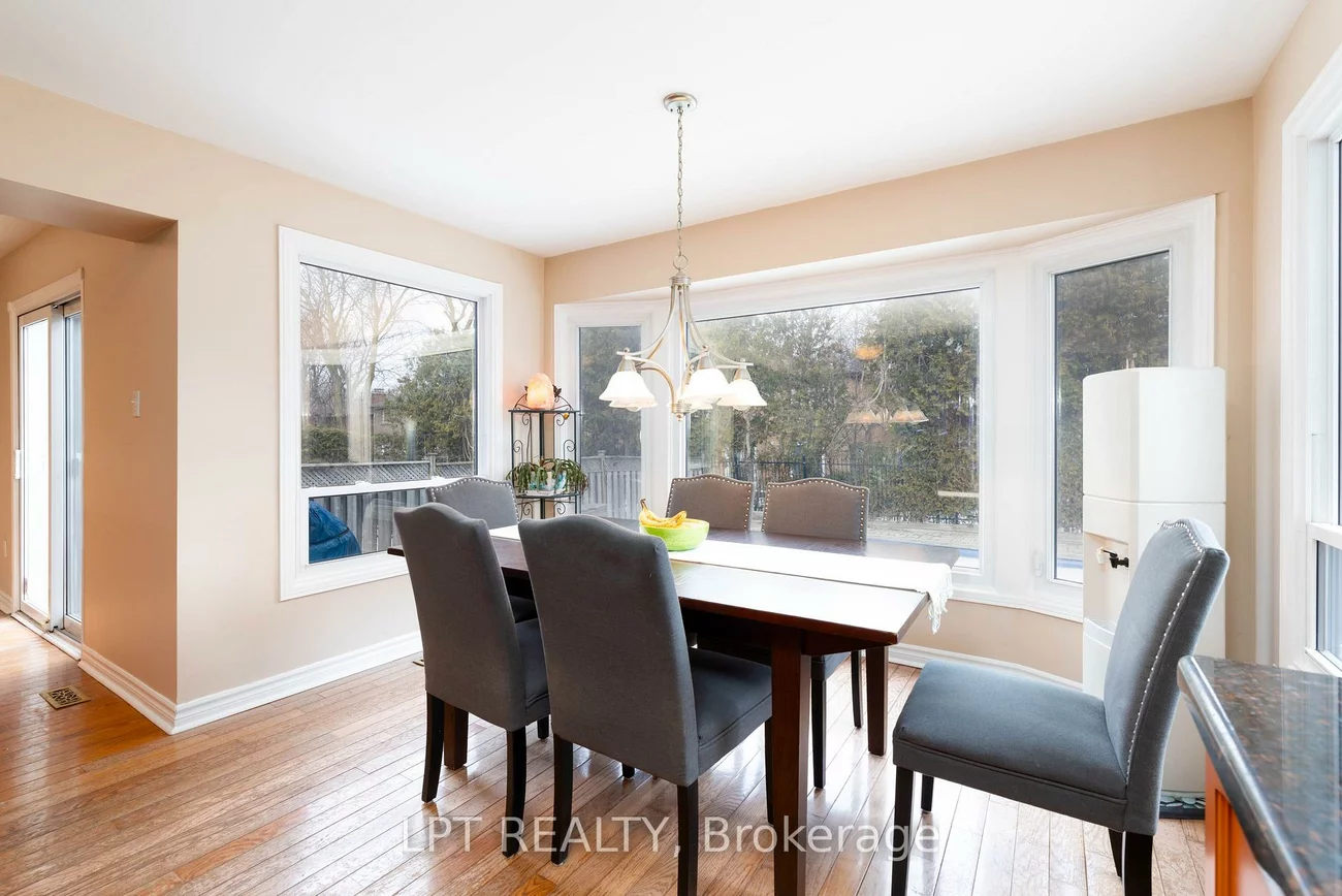 54, Meyer, Markham Village, Markham