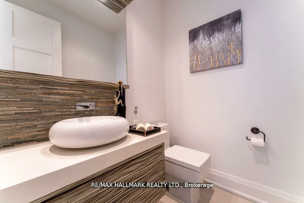 17, Hammok, Bayview Glen, Markham