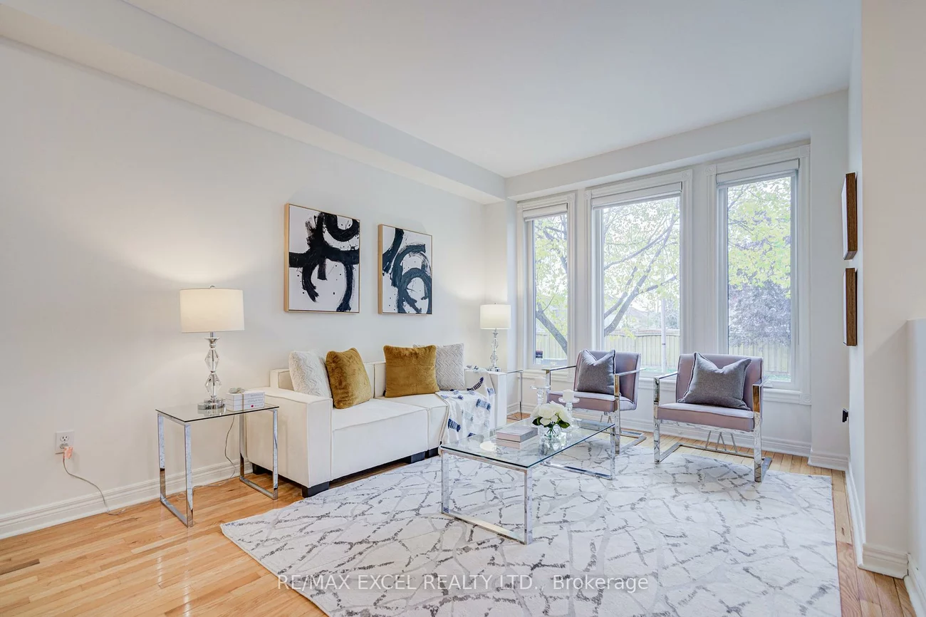 13, Sharon Lee, Berczy, Markham