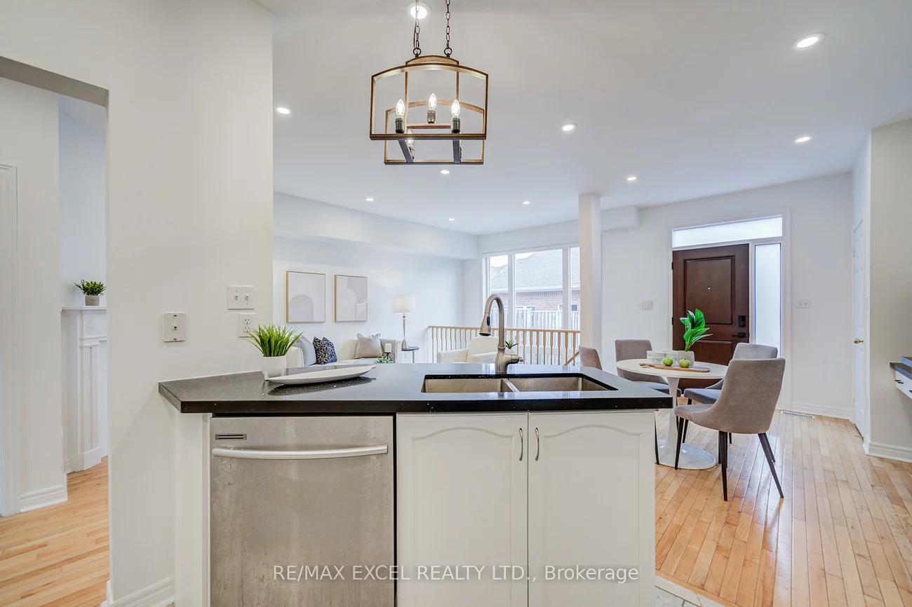 13, Sharon Lee, Berczy, Markham