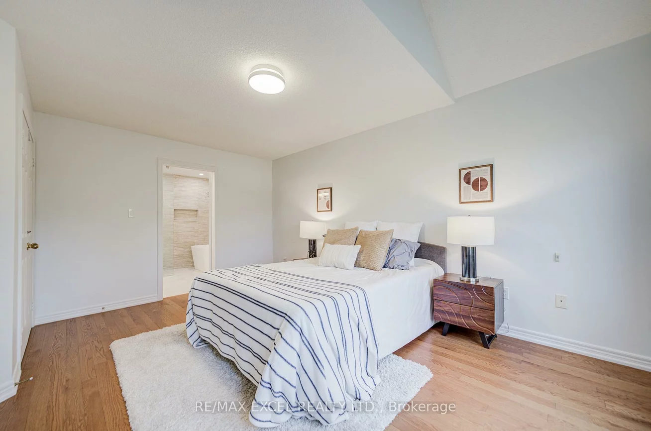 13, Sharon Lee, Berczy, Markham