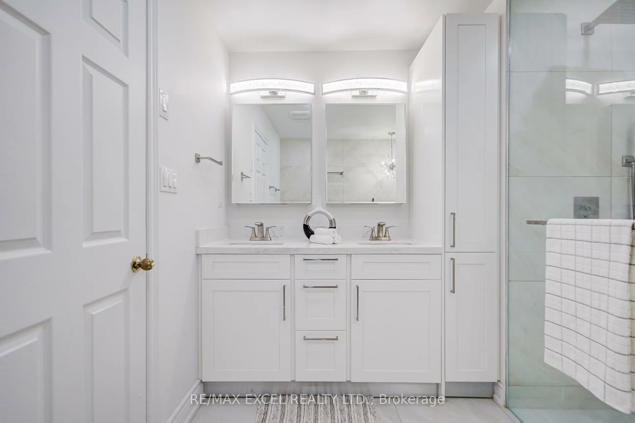 13, Sharon Lee, Berczy, Markham