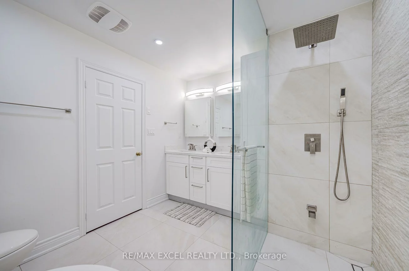 13, Sharon Lee, Berczy, Markham