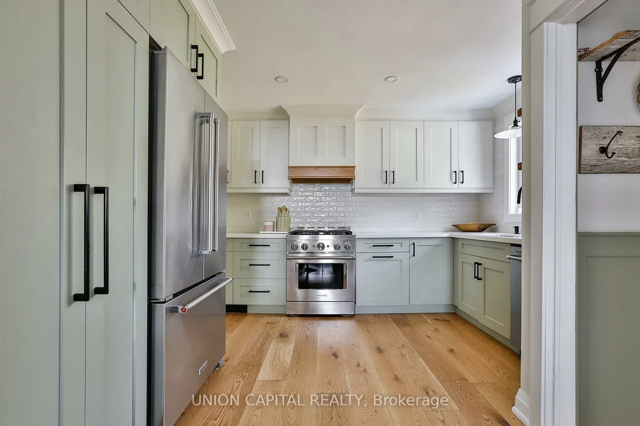 11, Sherwood Forest, Bullock, Markham