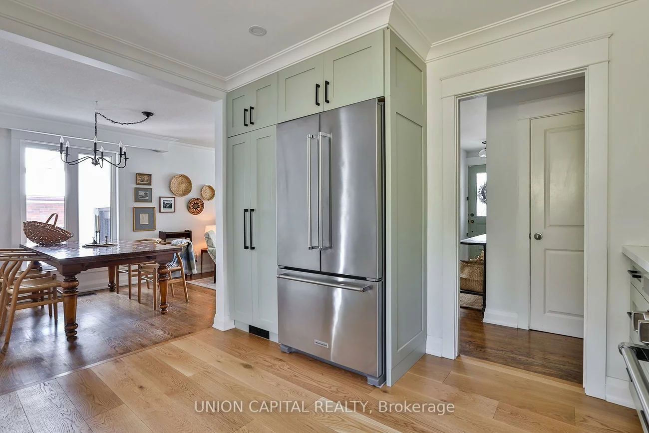 11, Sherwood Forest, Bullock, Markham