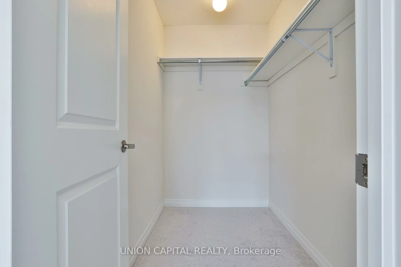 5, Sissons, Cedar Grove, Markham