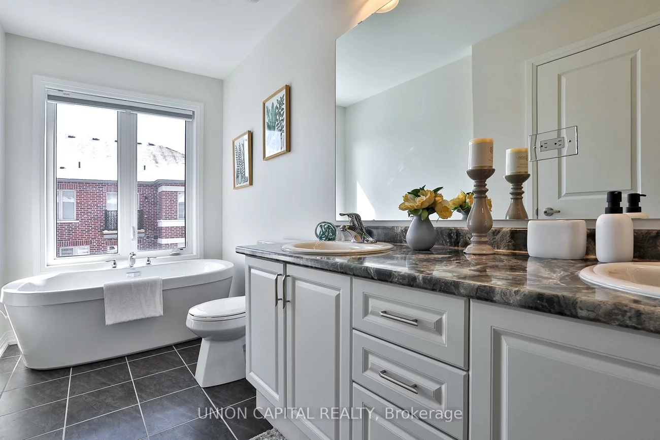 5, Sissons, Cedar Grove, Markham