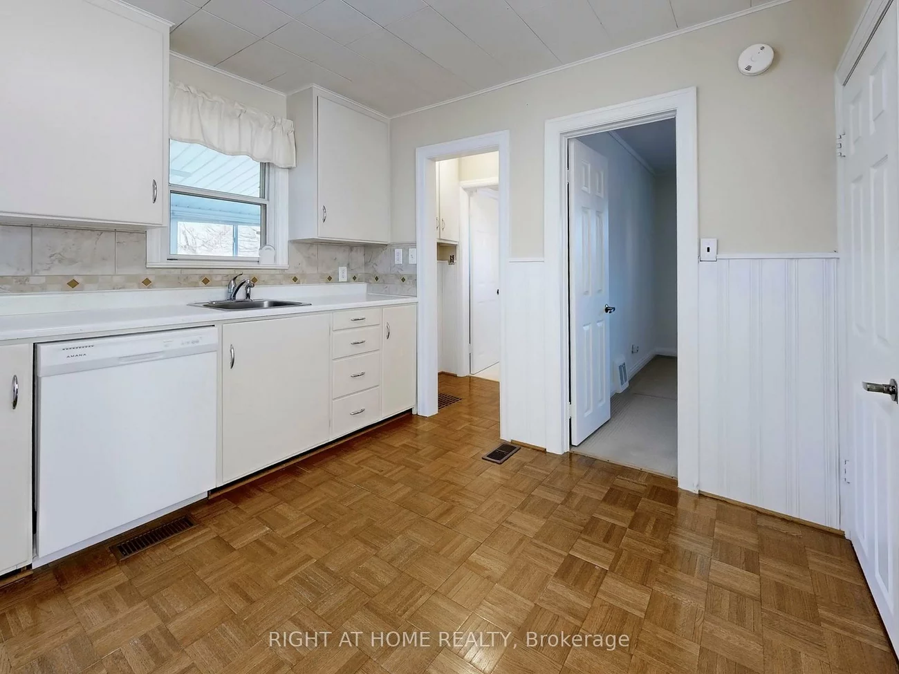 12, Rouge, Vinegar Hill, Markham