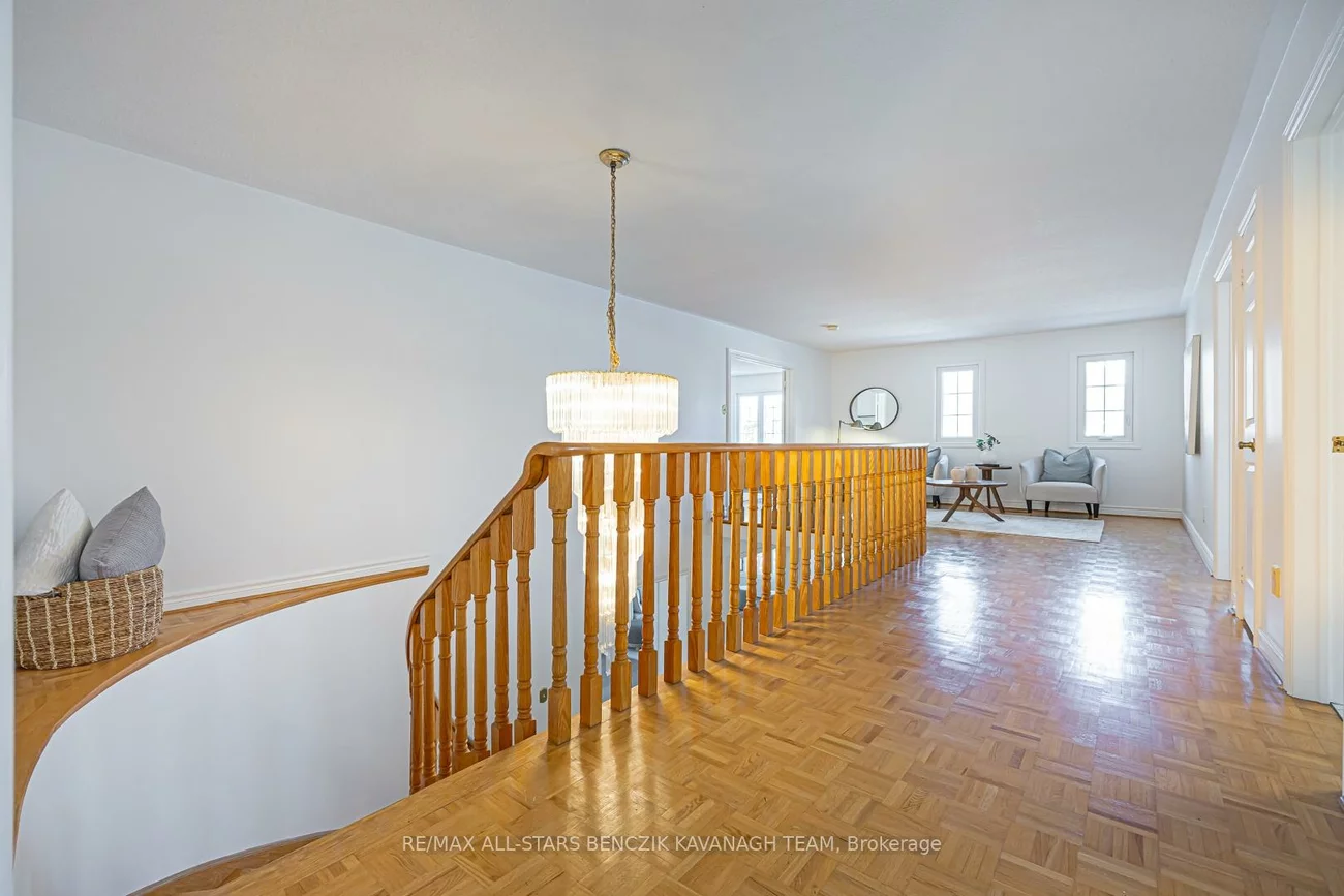 57, Highglen, Milliken Mills East, Markham