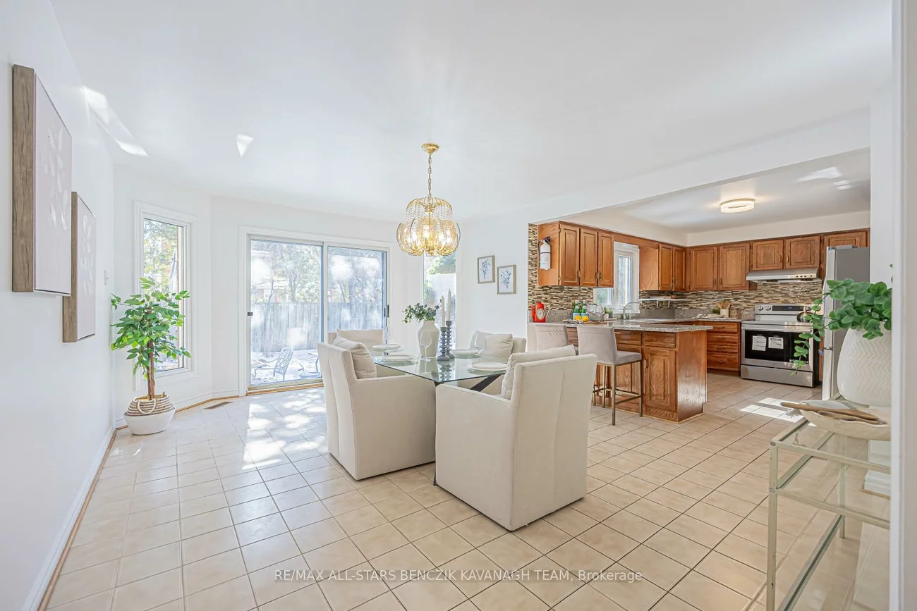 57, Highglen, Milliken Mills East, Markham
