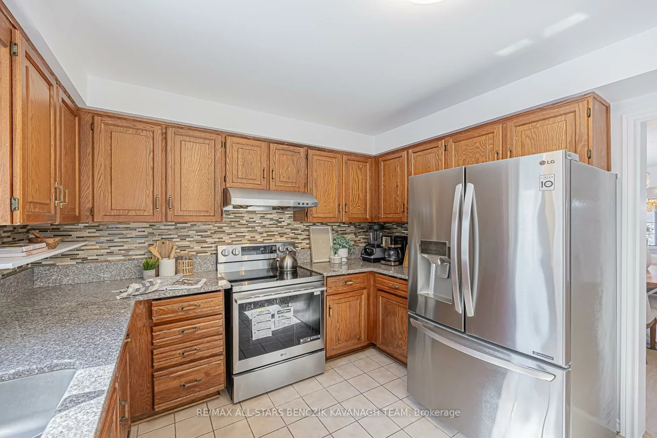 57, Highglen, Milliken Mills East, Markham