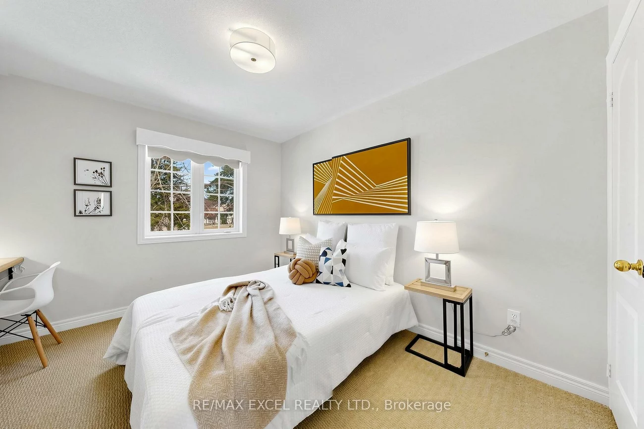 523, Bur Oak, Berczy, Markham