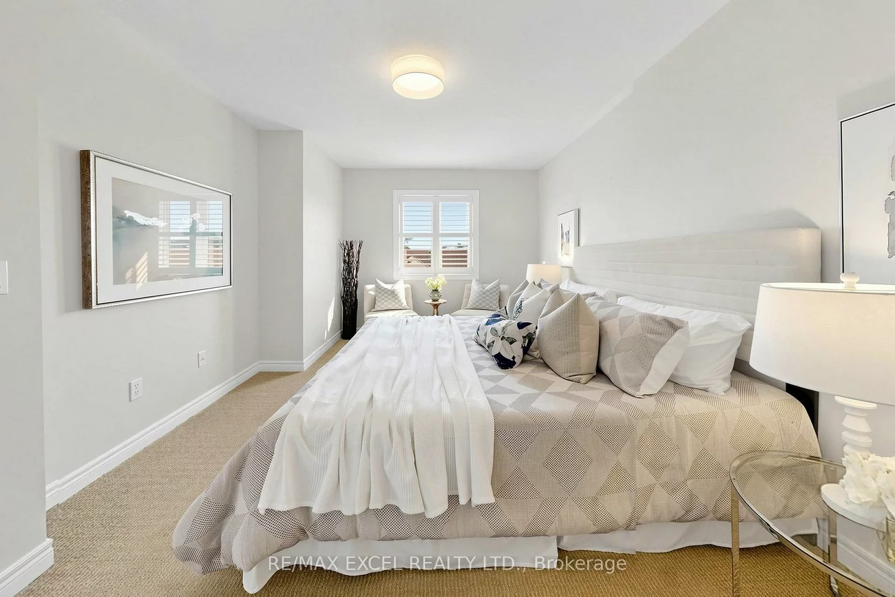 523, Bur Oak, Berczy, Markham