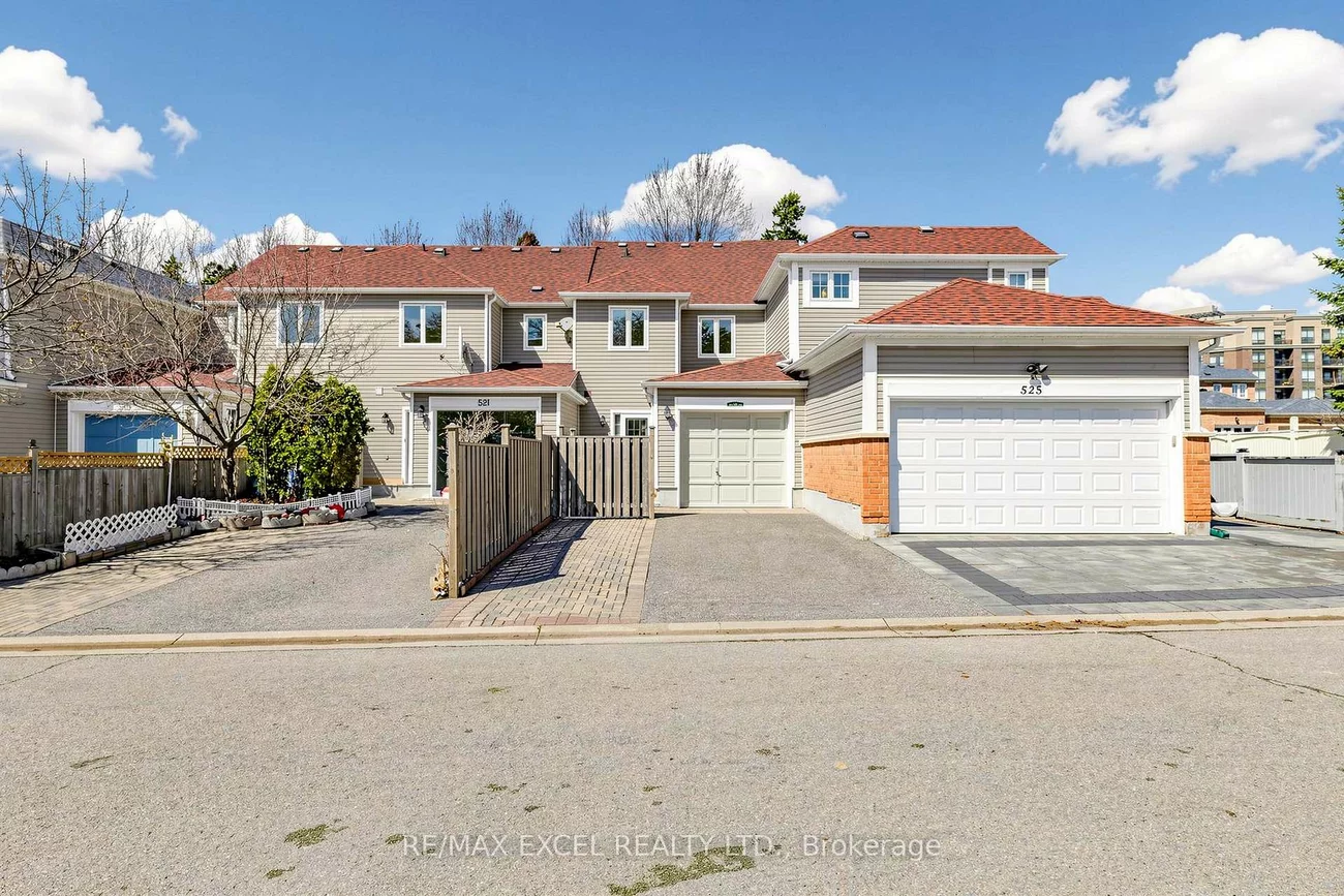 523, Bur Oak, Berczy, Markham