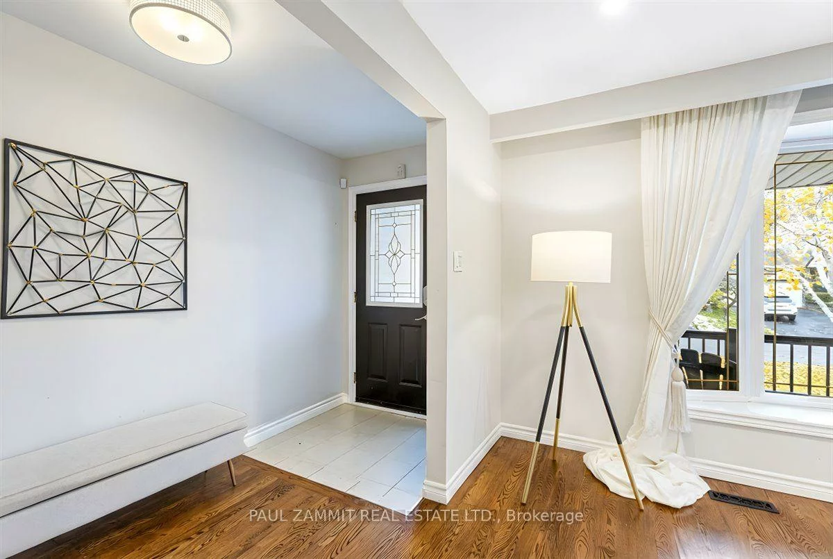 1, Banquo, Royal Orchard, Markham