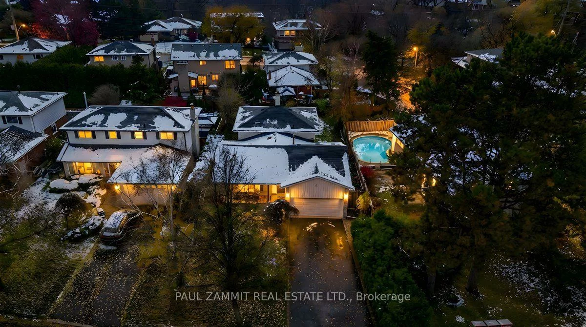 1, Banquo, Royal Orchard, Markham