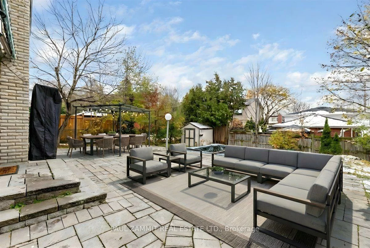 1, Banquo, Royal Orchard, Markham