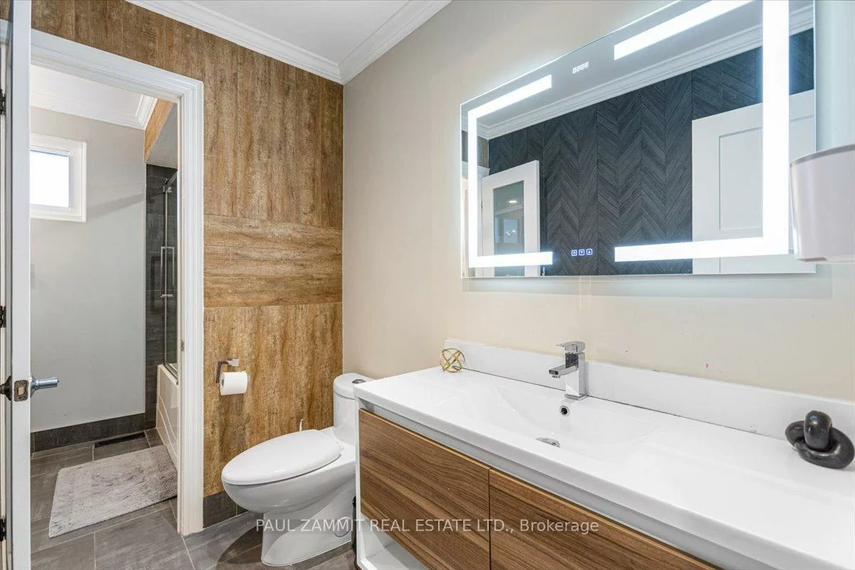 1, Banquo, Royal Orchard, Markham