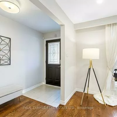 1, Banquo, Royal Orchard, Markham