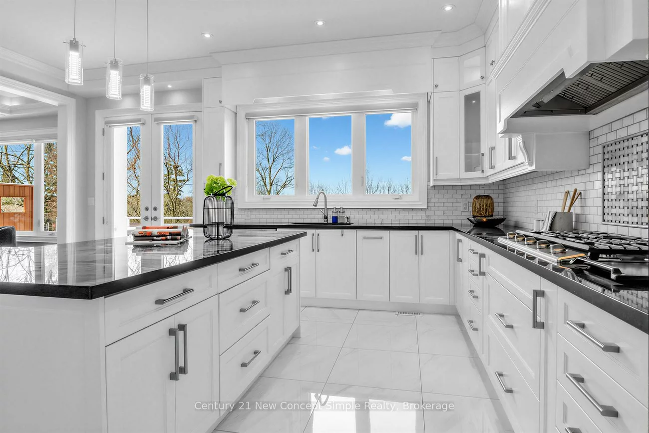 24, Rouge, Vinegar Hill, Markham