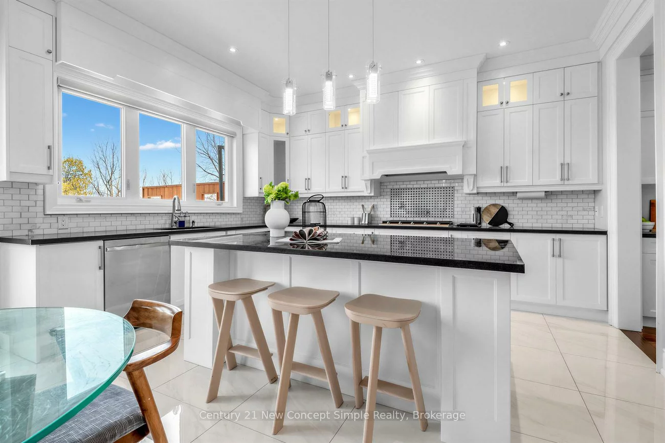 24, Rouge, Vinegar Hill, Markham