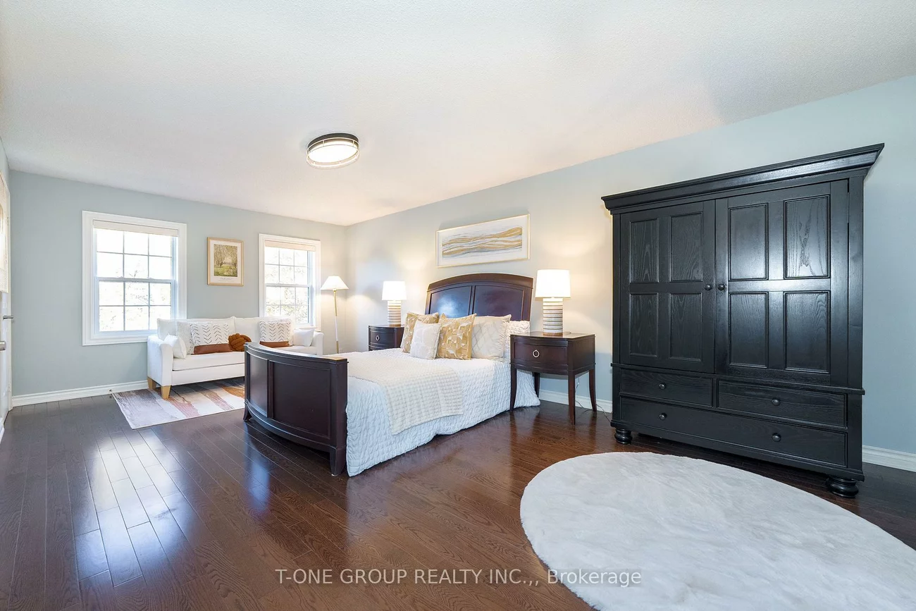 124, Aitken, Unionville, Markham